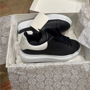Alexander Mc Queen  sneakers